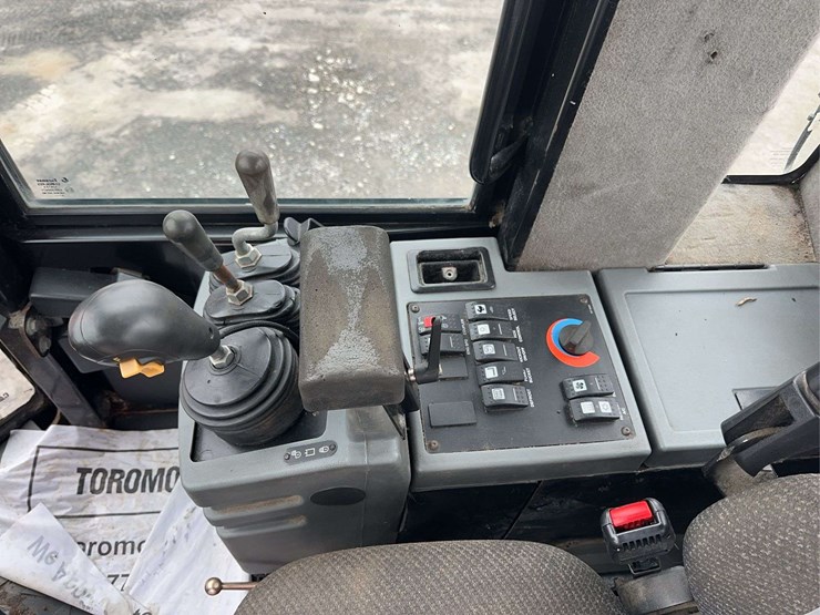 2011-caterpillar-it14g-image-27