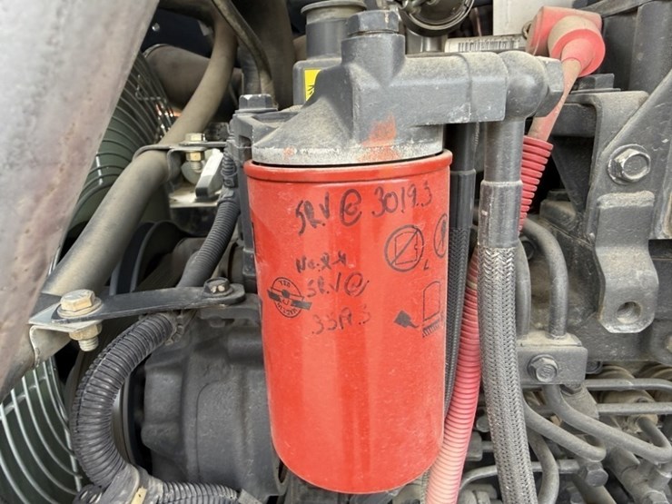 2015-jlg-g9-43a-image-22