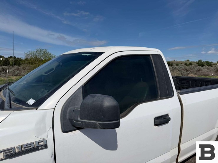 2016-ford-f150-image-12