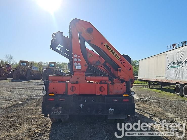 2008-international-7400-image-16