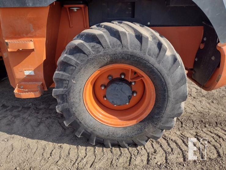 hitachi-zw80-5b-image-14