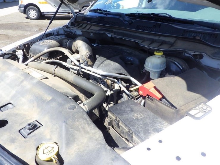2014-dodge-1500-image-10