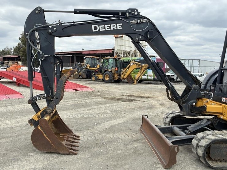 2020-deere-50g-image-5