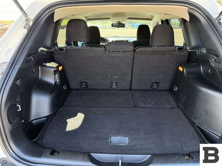 2014-jeep-cherokee-image-17