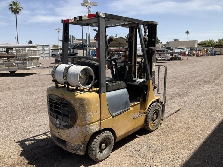 caterpillar-gp15k-image-5