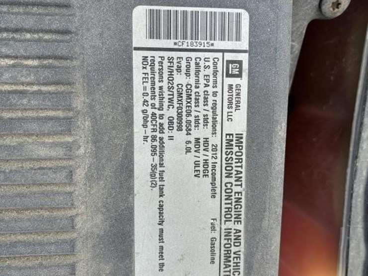 2012-chevrolet-silverado-3500-image-8