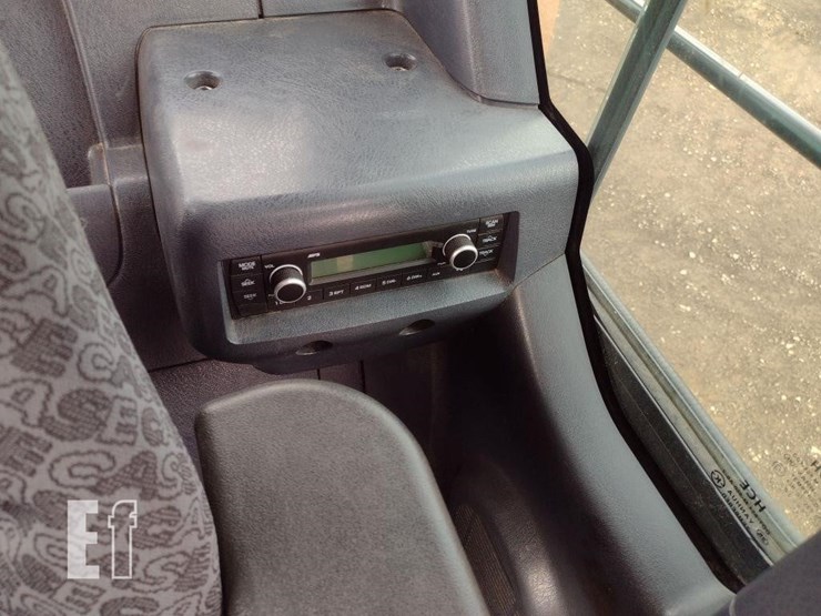 2022-case-cx57c-image-9