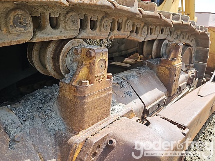 1981-caterpillar-d9h-image-9