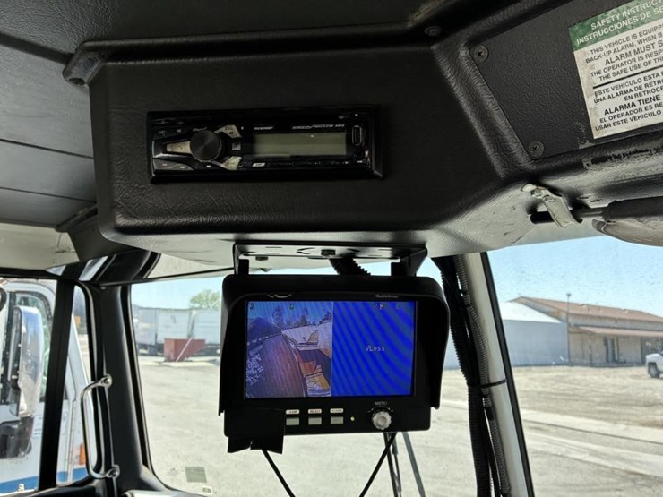 2017-autocar-xpeditor-acx-image-17