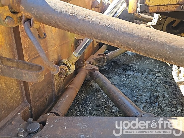 1978-caterpillar-d9h-image-16