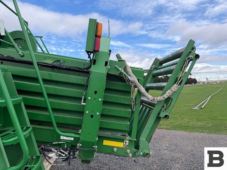 2015-john-deere-l340-image-48