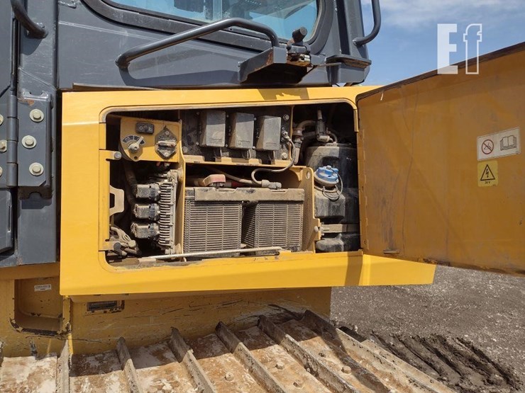 18-deere-650k-lgp-image-20