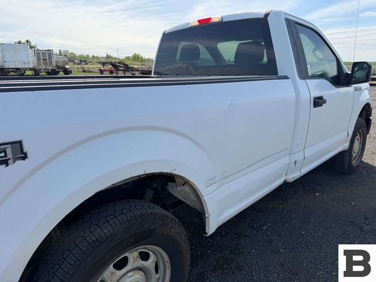 2016-ford-f150-image-22