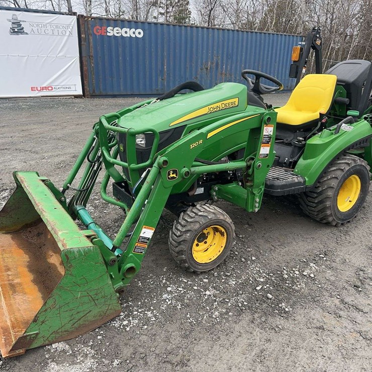 JOHN DEERE 1023E