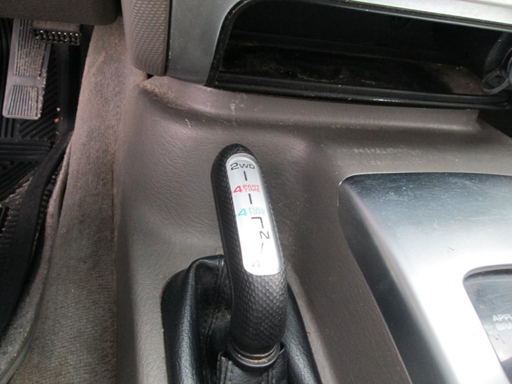 2003-jeep-liberty-image-36