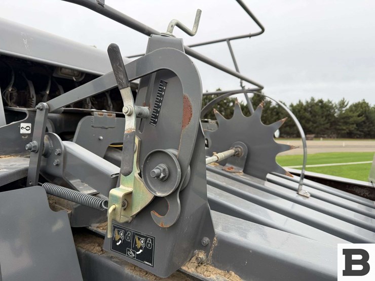 2018-massey-ferguson-2290-image-43