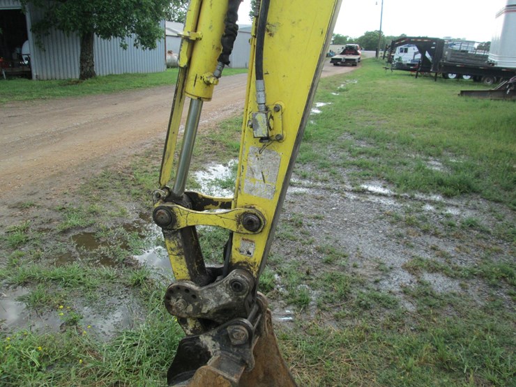 yanmar-vio35-image-13