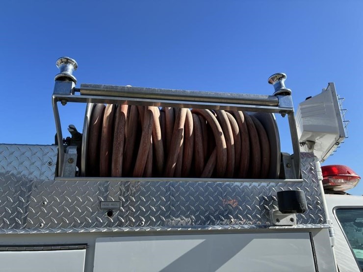 2001-ford-f550-image-11