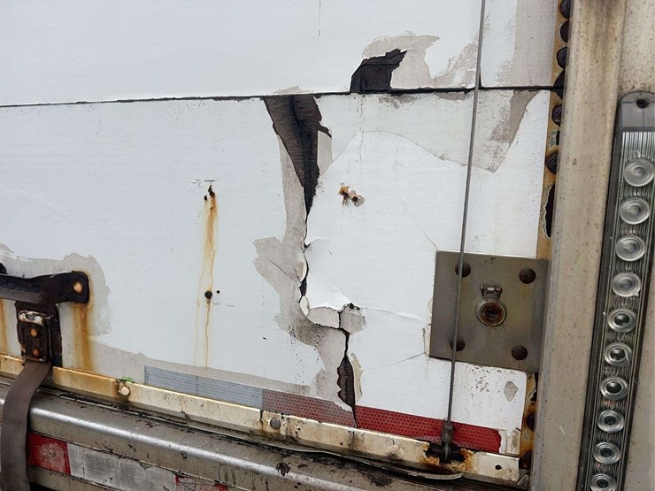 2020-hino-195-image-16