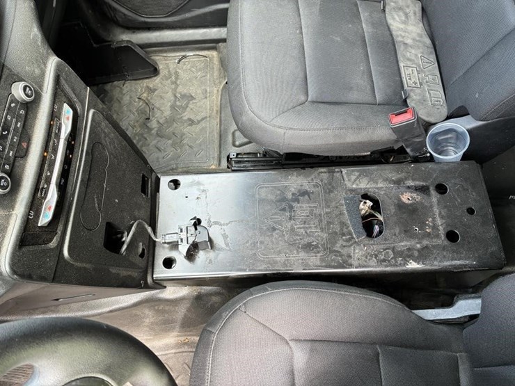 2022-ford-explorer-police-interceptor-image-20