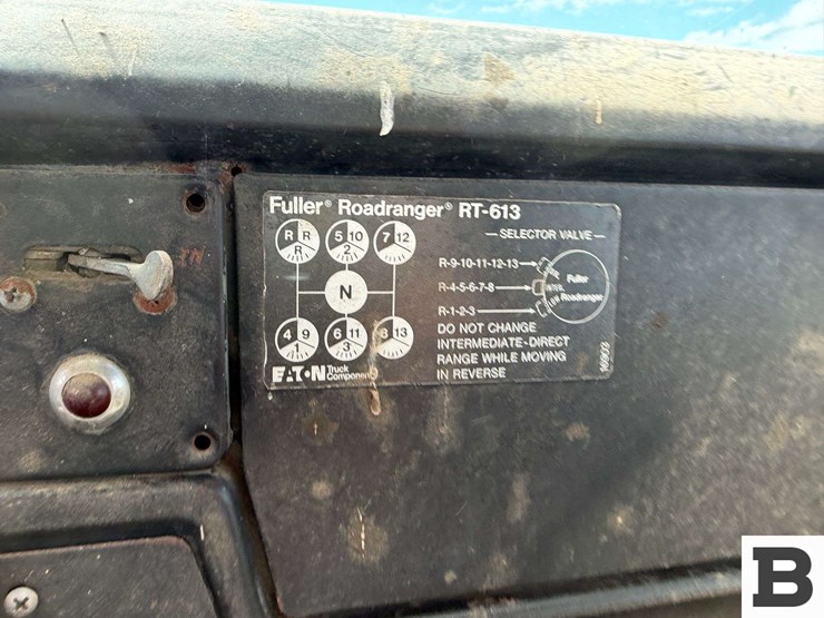 1977-international-fertilizer-truck-image-64