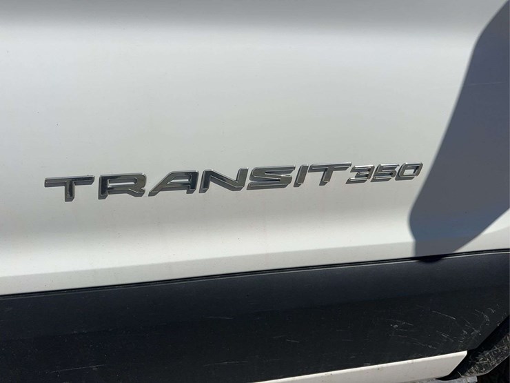 2020-ford-transit-image-13