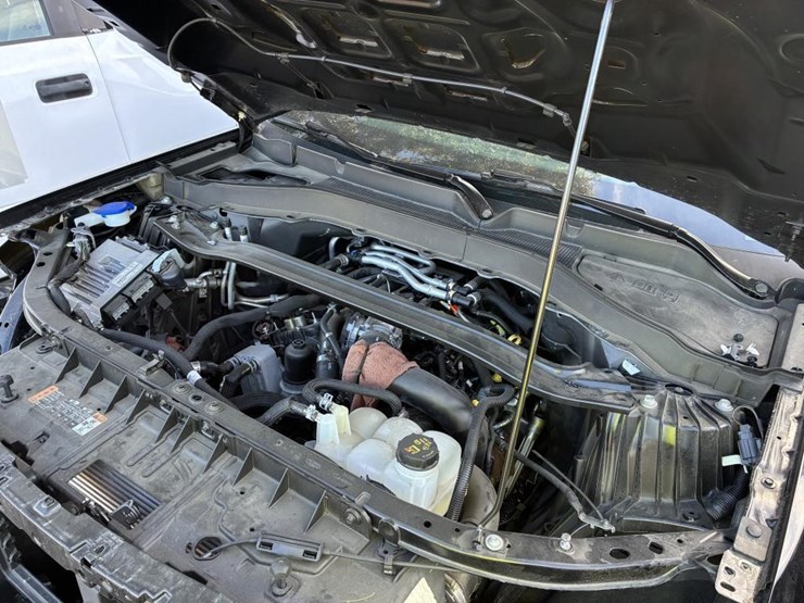 2022-ford-explorer-police-interceptor-image-14