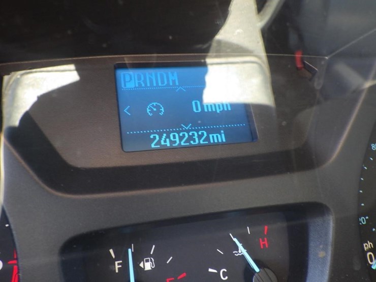 2017-ford-transit-image-14