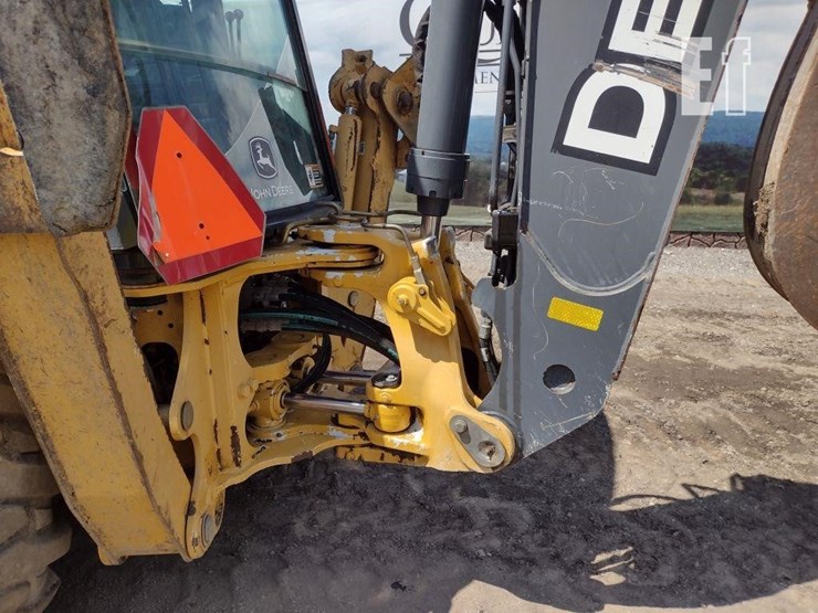 2010-deere-310j-image-41