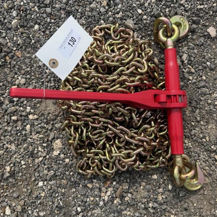 #130 • (1) 5400 lb Ratchet Binder & (2) 5/16" 20' Chains
