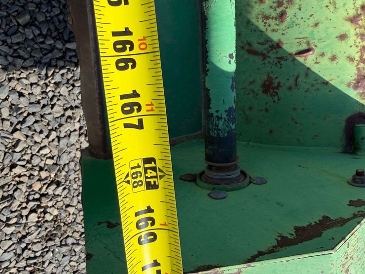 john-deere-27-image-29