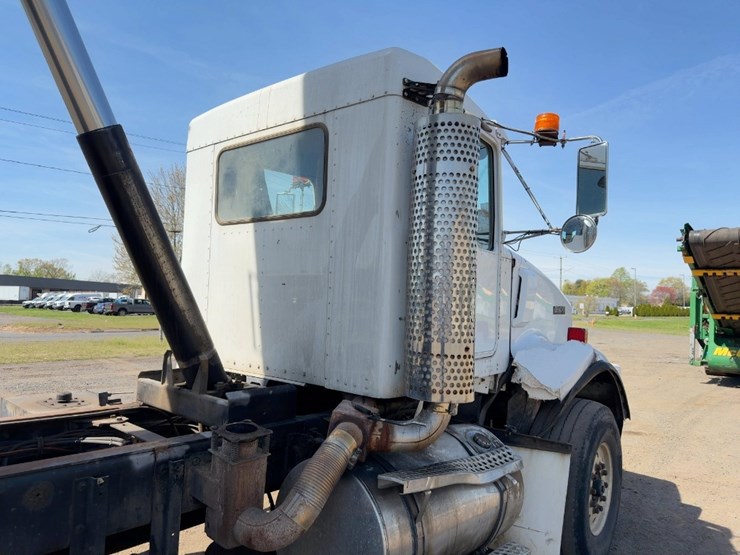 2002-kenworth-t800-image-20