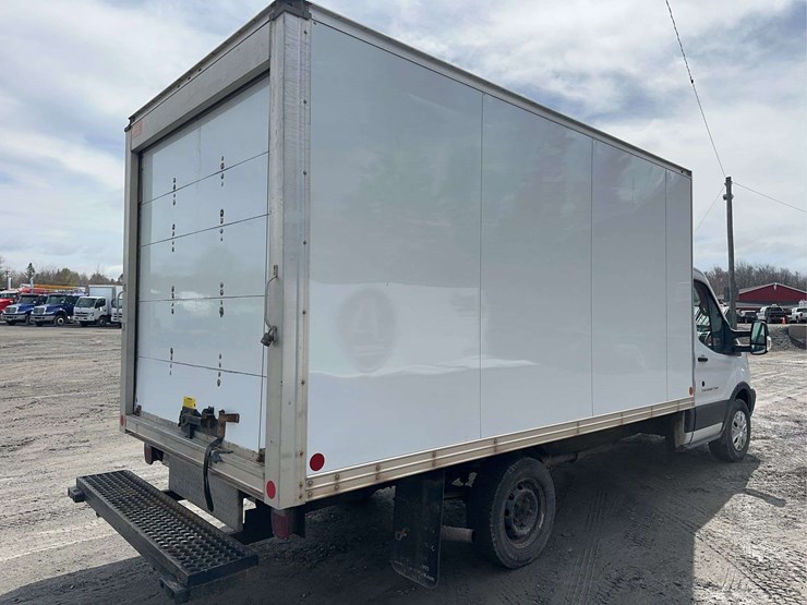 2018-ford-transit-image-5