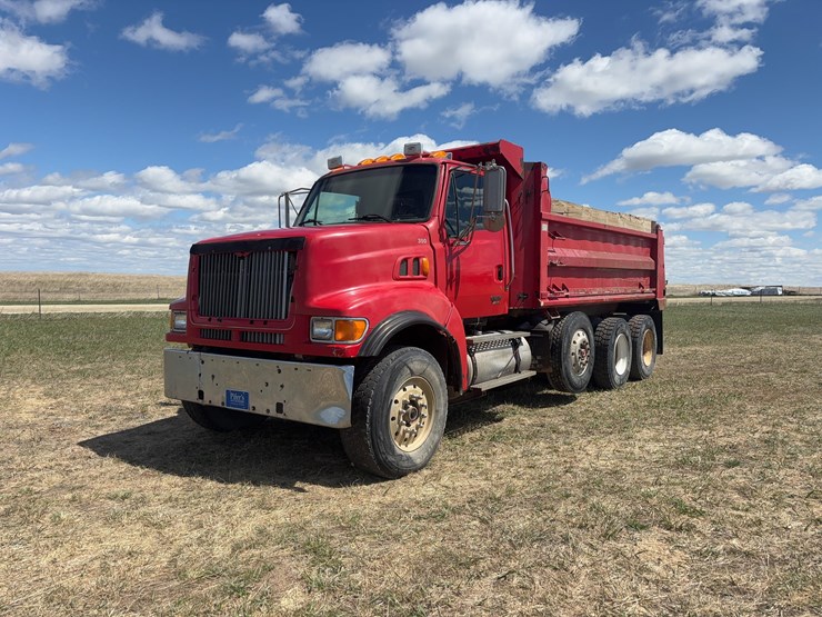 2003-sterling-lt9500-image-1