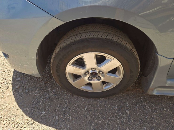 2006-toyota-sienna-le-wagon-4d-image-7