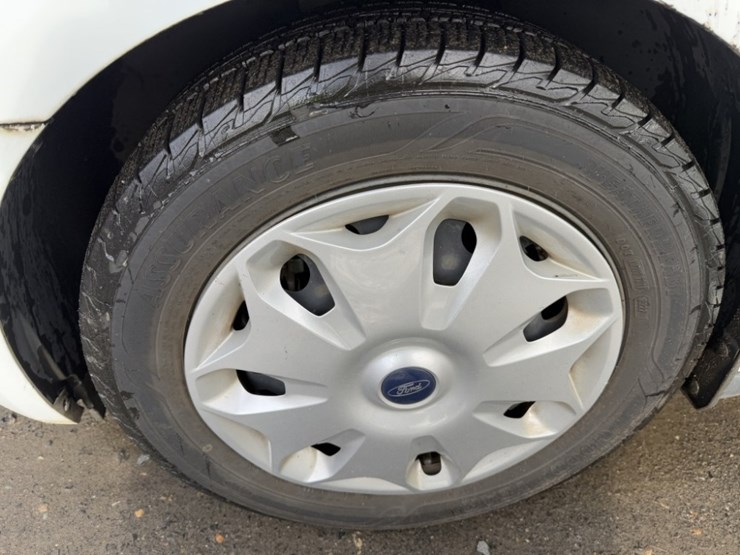 2016-ford-transit-connect-image-15