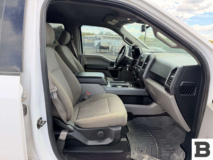 2019-ford-f150-image-25