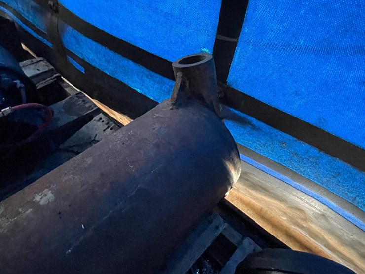 #10399-•-dump-truck-hydraulic-cylinder-image-2