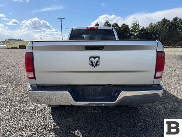 2012-dodge-3500-image-4