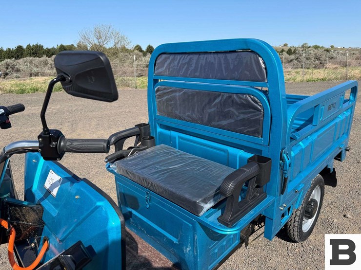 2025-ir-iret13-electric-tricycle-image-13