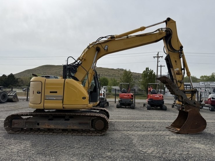 2016-kobelco-sk140sr-image-3
