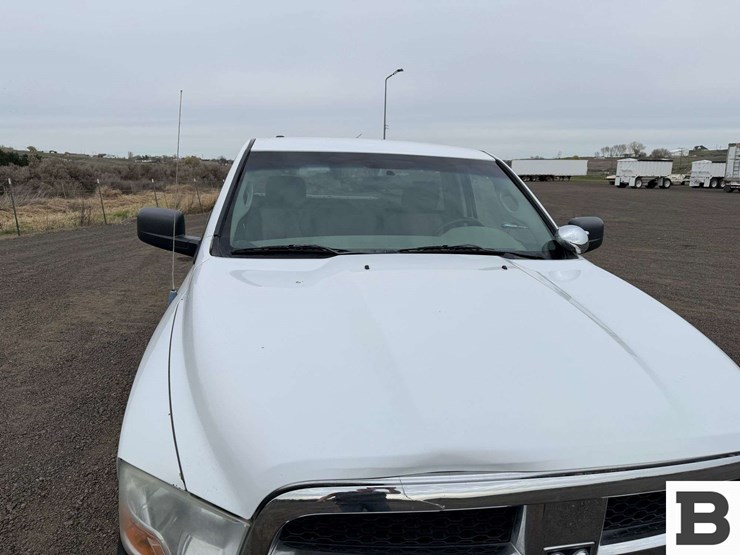 2011-dodge-ram-1500-image-9