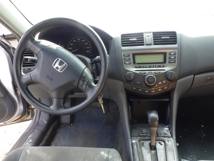 2007-honda-accord-sedan-image-9