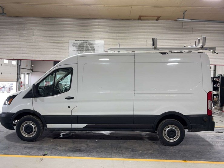 2019-ford-transit-image-2