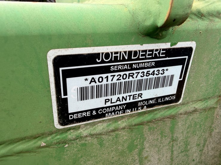 john-deere-12-image-4