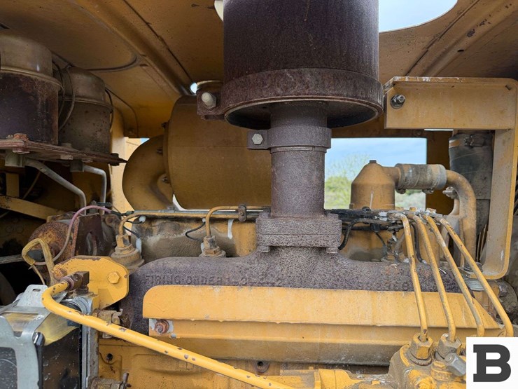 caterpillar-920-image-33