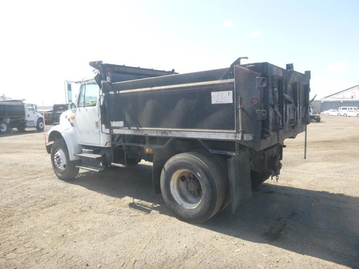 2001-international-4900-image-4