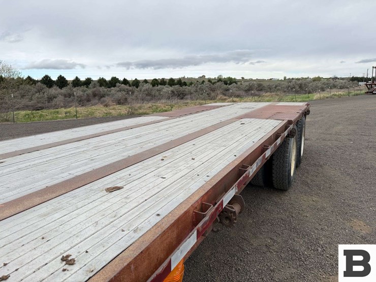 1976-fruehauf-flatbed-image-17
