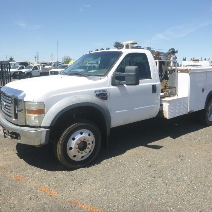 2008 FORD F550