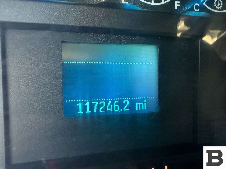 2015-ford-f150-image-31